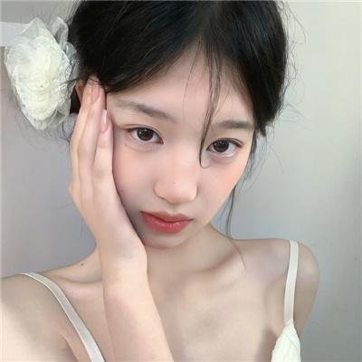 艳谍玛泰哈莉